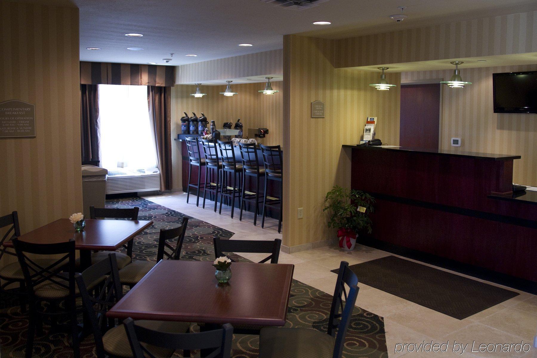 Cobblestone Inn & Suites - Vinton, Ia Ресторан фото