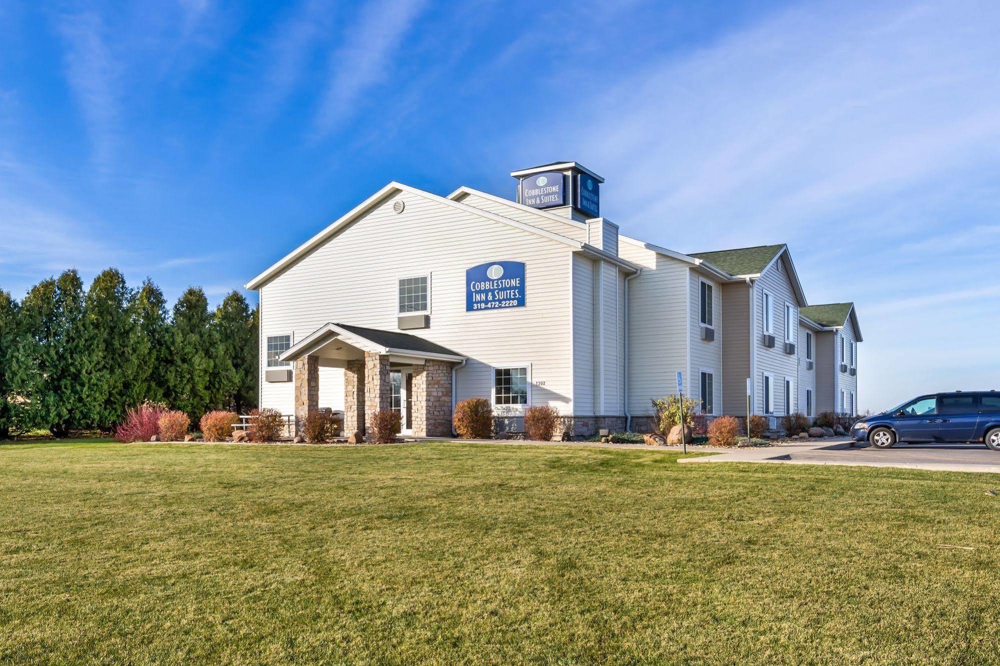 Cobblestone Inn & Suites - Vinton, Ia Екстер'єр фото