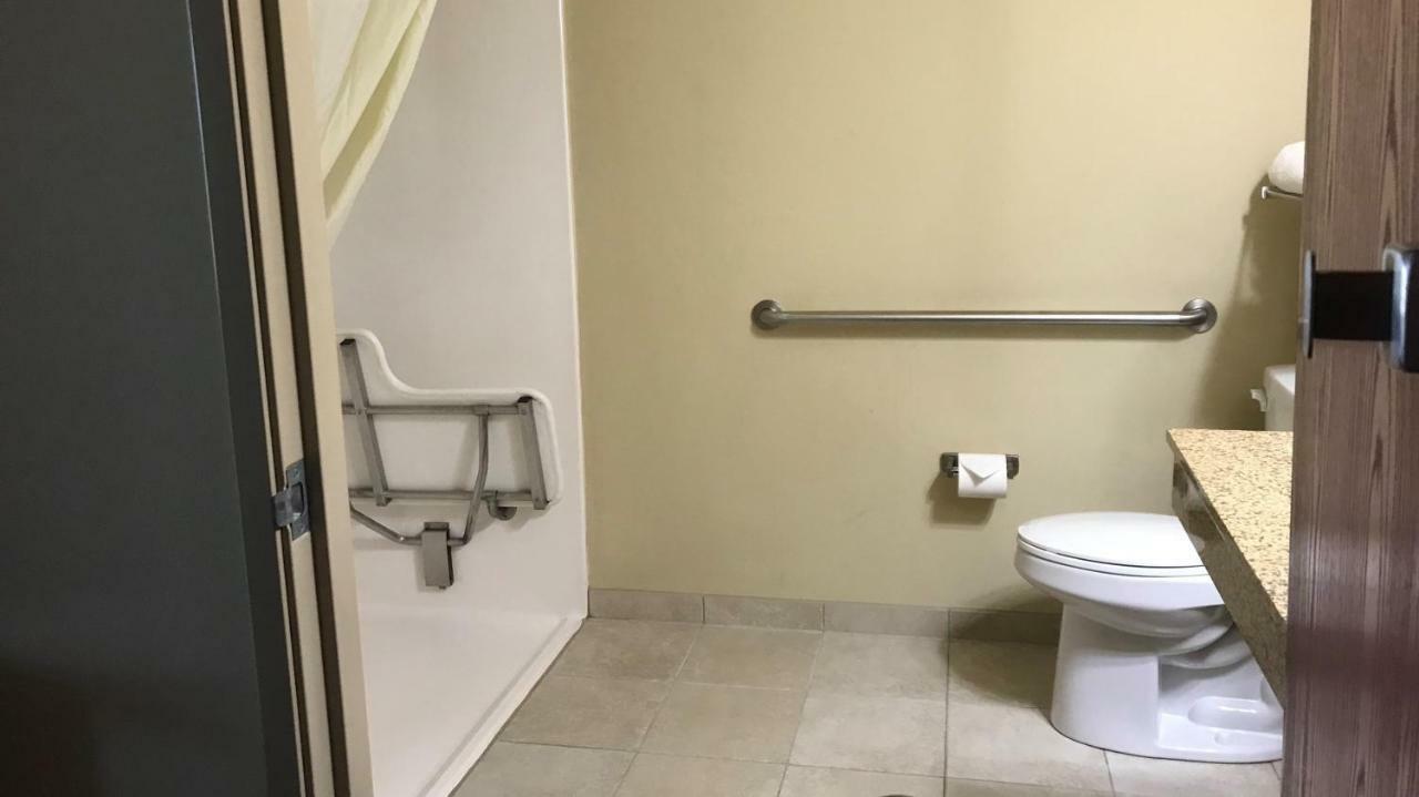 Cobblestone Inn & Suites - Vinton, Ia Екстер'єр фото