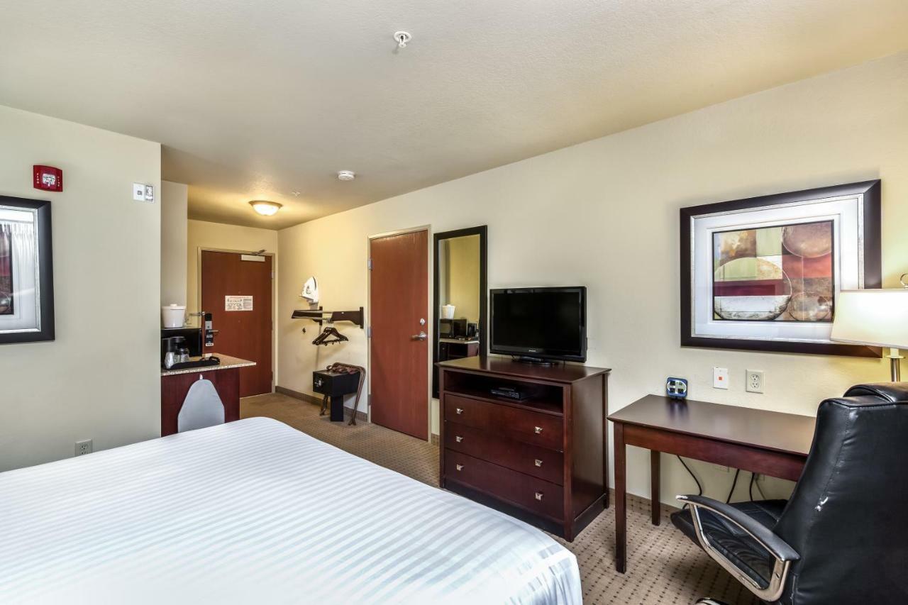 Cobblestone Inn & Suites - Vinton, Ia Екстер'єр фото