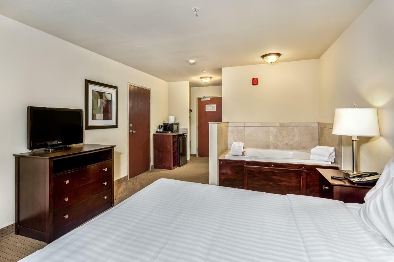 Cobblestone Inn & Suites - Vinton, Ia Екстер'єр фото